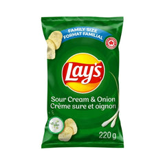 Lay's Sour Cream & Onion Chips (220g)